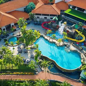 Swiss-Garden Beach Resort, Damai Laut